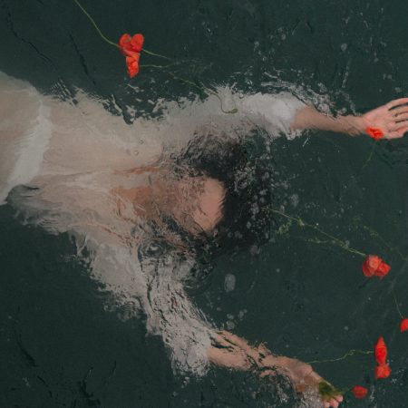 Μάθε να διαβάζεις τη σιωπή που λέει «είναι όλα εντάξει, ηρέμησε»