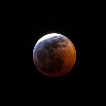 Ποια ζώδια περνούν σε νέα φάση με τη σύνοδο Ήλιου-Κρόνου στις 16/2