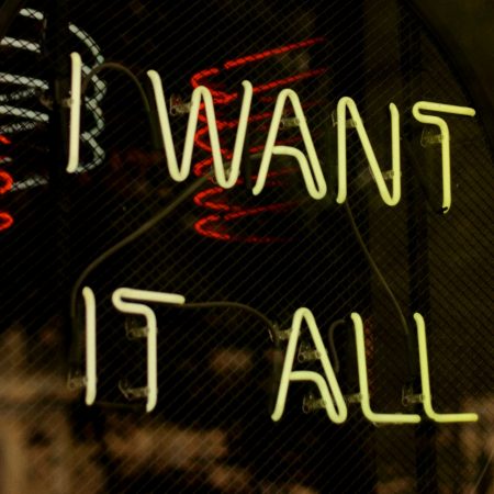 Αν είσαι σε δίλημμα παίξε κι έτσι κι αλλιώς!