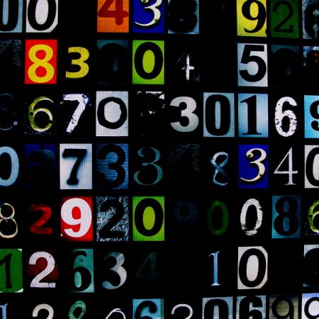 Τι συμβολίζει ο αριθμός που βλέπεις συνέχεια μπροστά σου;