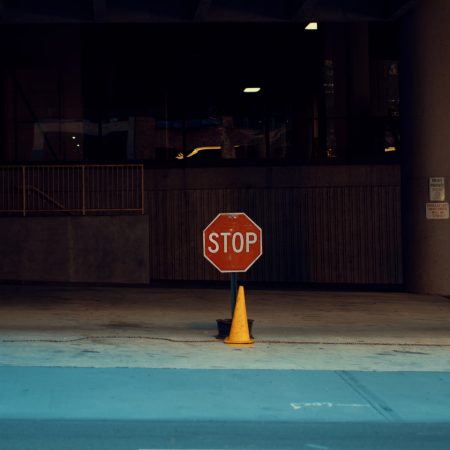 10 τρόποι να οριοθετήσεις τους γονείς σου όταν γίνονται χειριστικοί