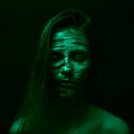 Βία είναι το «άσε τι έκανες στη χώρα σου, έτσι το κάνουμε εδώ»