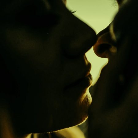 Ανήκεις στον έρωτα που σε γουστάρει γιατί είσαι δύσκολος άνθρωπος