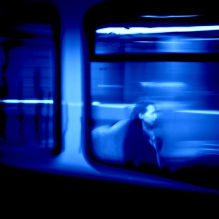 Είμαστε δυο άγνωστοι που ξέρει ο ένας το παρελθόν του άλλου