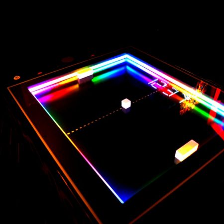 Εσύ ανοιχτό βιβλίο κι εγώ να μη μου παίρνεις κουβέντα