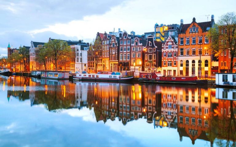 5 μέρη που πρέπει σίγουρα να δεις στην Ολλανδία