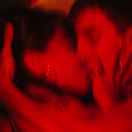 25 μικρές καθημερινές πράξεις που κάνουν τις σχέσεις να κρατάνε