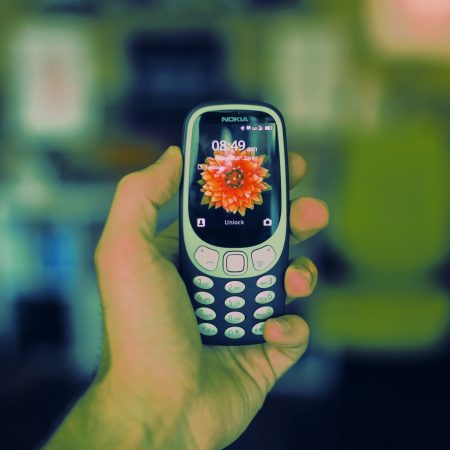7 υπέροχα που θα συμβούν αν αλλάξεις το smartphone σου με Nokia 3310