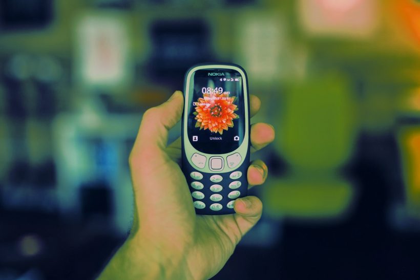 7 υπέροχα που θα συμβούν αν αλλάξεις το smartphone σου με Nokia 3310