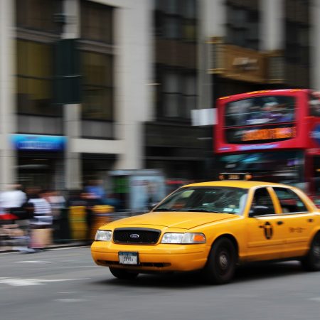 Ρωτήσαμε 3 ταξιτζήδες ποιες ήταν οι πιο weird κούρσες της ζωής τους