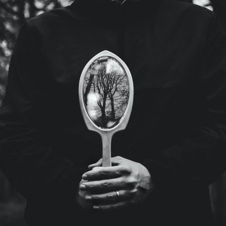 25 φράσεις που θ' ακούσεις από έναν νάρκισσο