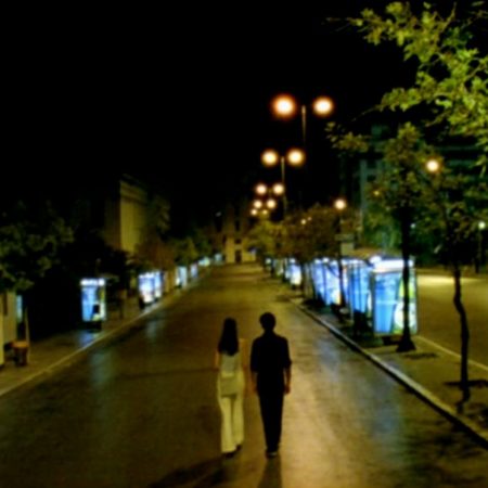 Τα «φτηνά τσιγάρα» γίνονται μιούζικαλ για να ερωτευθείς ξανά την Αθήνα