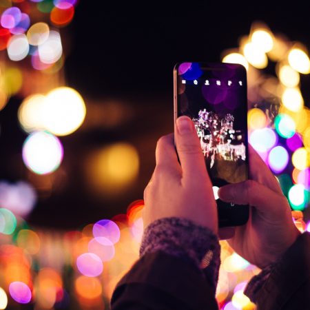 Πώς λες «σε θέλω» μέσω social χωρίς να το πεις