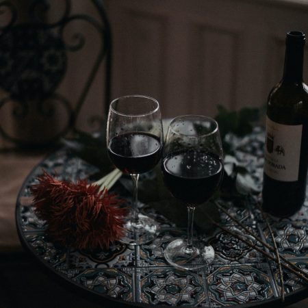 5 τύποι ανθρώπων που δεν αξίζει να βγείτε ούτε για χαλαρό ποτάκι