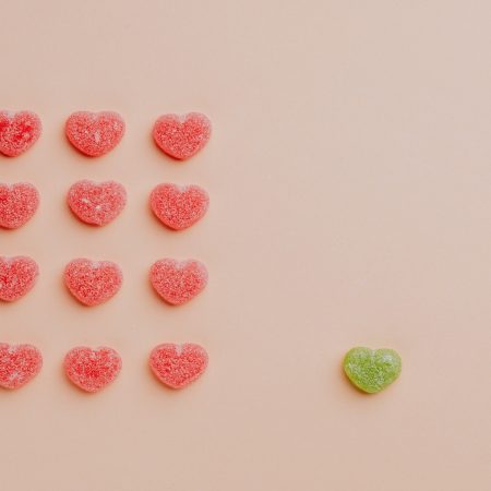 «Αφού δεν έχεις σχέση είσαι μια κινούμενη αποτυχία»