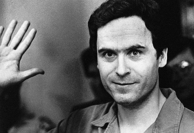 Ted Bundy: Ποια είναι η ιστορία του κατά συρροή δoλoφόνoυ των ΗΠΑ;