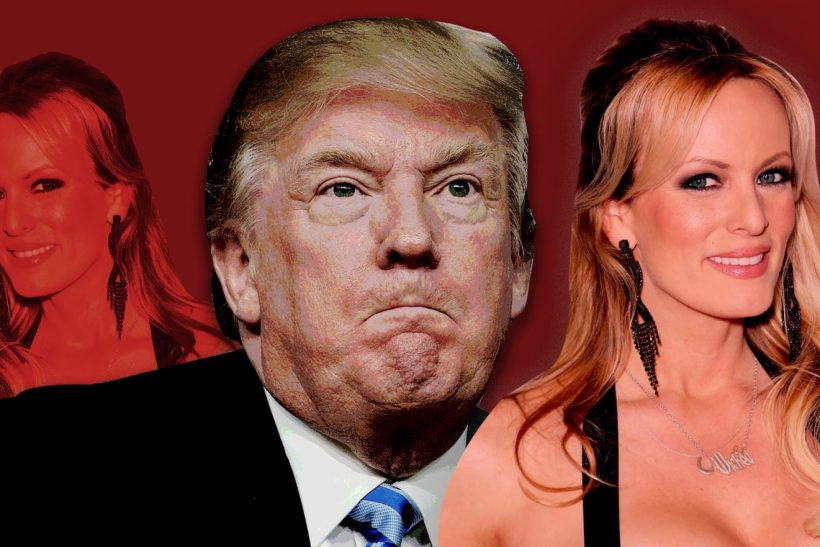 Stormy Daniels vs Donald Trump: Μια ιστορία απιστίας κι εκβιασμών
