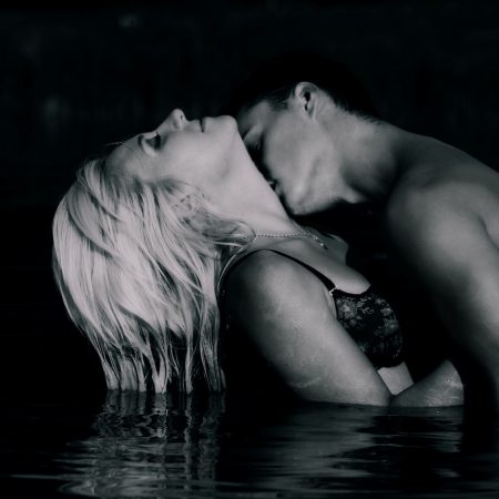 Dry humping ή αλλιώς (κάτι σαν) σ3ξ με τα ρούχα