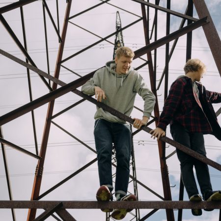 Συγχωρούμε ποτέ τους γονείς μας για τον τρόπο που μεγαλώσαμε;