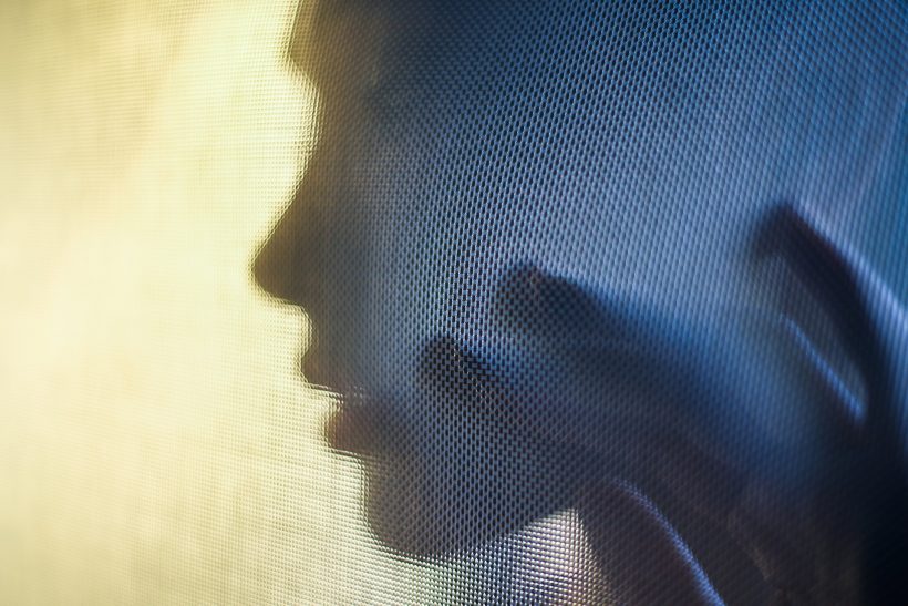 Ανάμεσα στα χέρια σου υπάρχουν κάποιες μνήμες