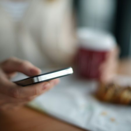 Πώς να διαβάσεις μηνύματα στο messenger χωρίς να φανεί το «διαβάστηκε»