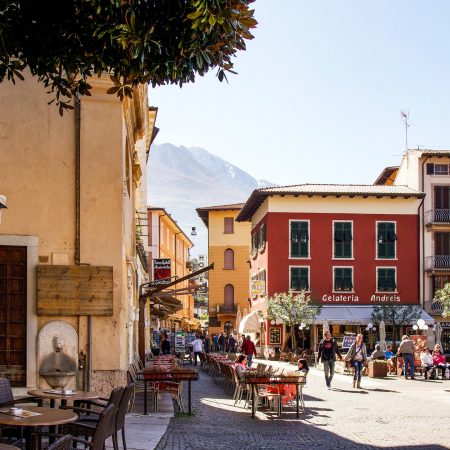 6 ιδανικοί προορισμοί για σένα που ζεις για να πίνεις καφέ