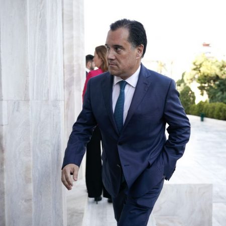 Ο άβολος Γεωργιάδης «στο πιο δύσκολο Υπουργείο» έγινε trend στο TikTok