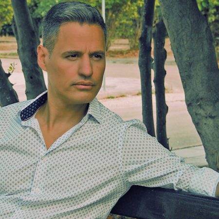 10 φράσεις του Γρηγόρη Πετράκου για να καείς μεσημεριάτικα