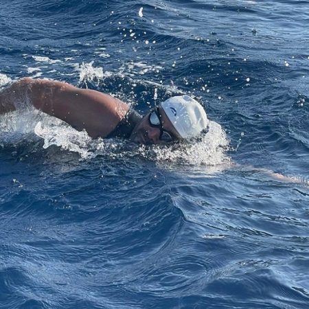 Ο παραολυμπιονίκης Χαράλαμπος Ταϊγανίδης κολύμπησε 250 km για καλό σκοπό!