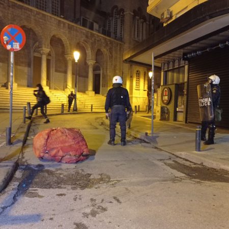 Θεσσαλονίκη: Xθες οι αστυνομικοί είδαν μια καρδιά που «χτυπούσε» στην Καμάρα!