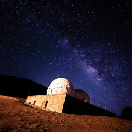 Η NASA δημοσίευσε φωτογραφίες από ένα «χέρι-φάντασμα» στο διάστημα!