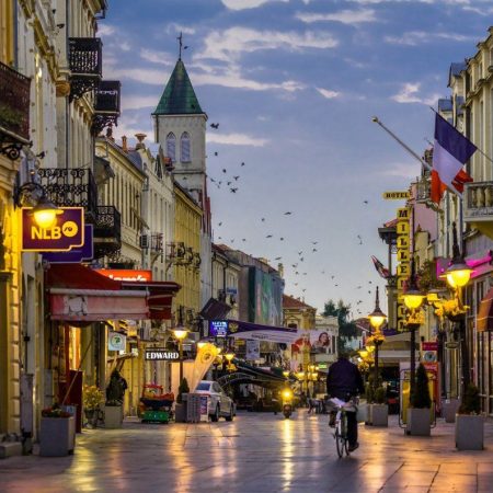 Μπίτολα Βόρειας Μακεδονίας: Η μικρή ιστορική και πανέμορφη πόλη 14 χλμ έξω από τη Φλώρινα