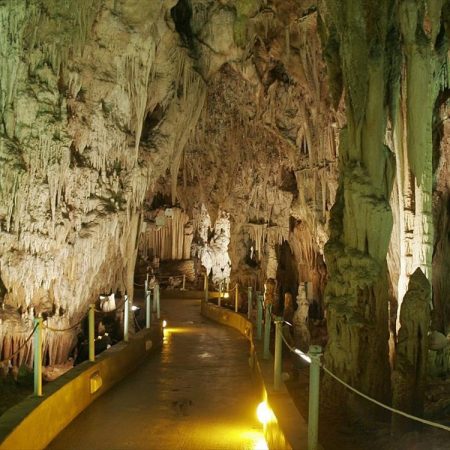 Στις Σέρρες θα βρεις ένα από τα μεγαλύτερα κι ομορφότερα σπήλαια της Ευρώπης!