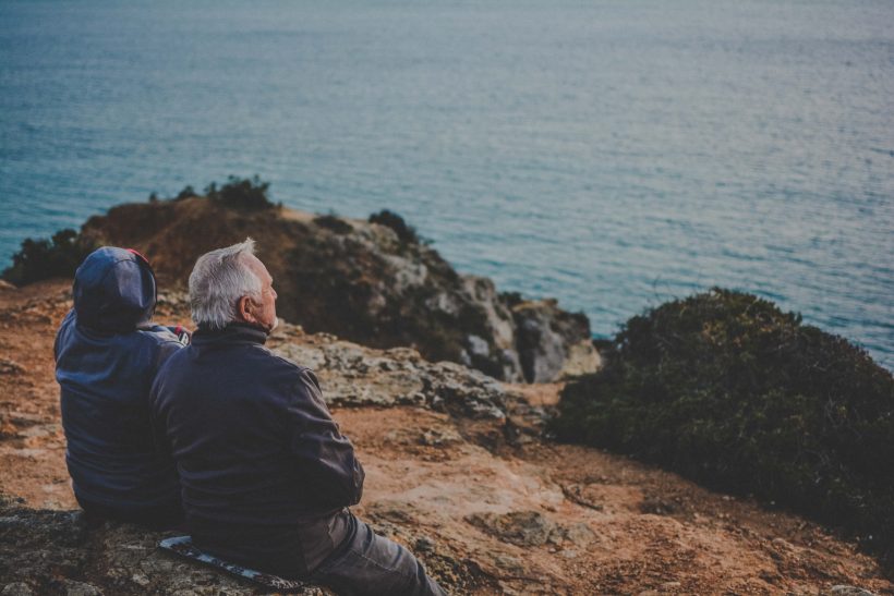 Φτάνεις στα 30 και ξαφνικά μαθαίνεις πως χωρίζουν οι γονείς σου