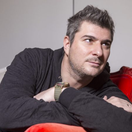 Νίκος Μωραΐτης: «Μετανιώνω που έδωσα τραγούδια μου στον Σάκη Ρουβά»