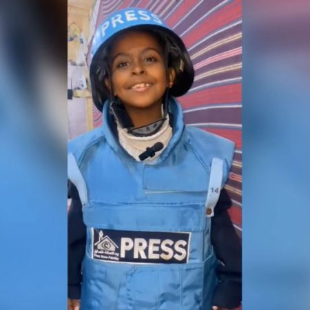 Lama Jamous: Αυτή είναι η 9χρονη ατρόμητη δημοσιογράφος της Γάζας