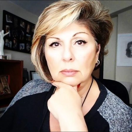Μισογυνισμός 2.0: Η Λένα Μαντά απειλεί να «φυτέψει» όποια πλησιάσει τον άντρα της