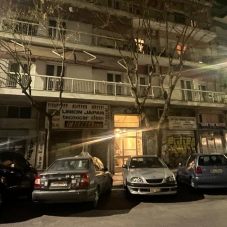 Θεσσαλονίκη: Σκυλί εντόπισε πατέρα και γιο νεκρούς, τον έναν πλάι στον άλλο