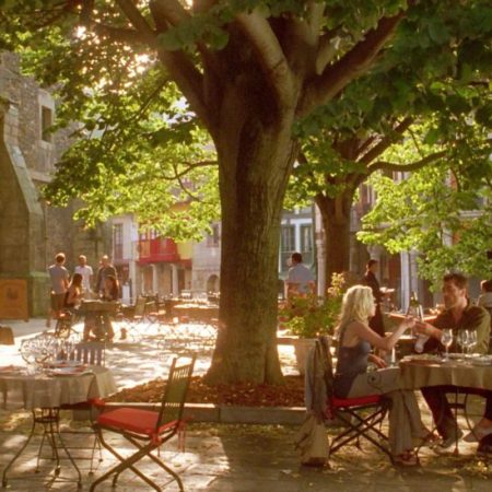 Vicky Cristina Barcelona: Ένα ερωτικό τρίγωνο στους δρόμους της λάγνας Ισπανίας