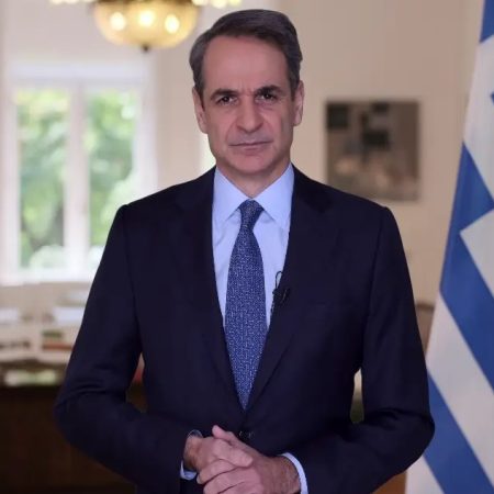 Μητσοτάκης: «Ως πολίτης, αλλά κι ως πατέρας, συμμετέχω στο πένθος της πατρίδας»