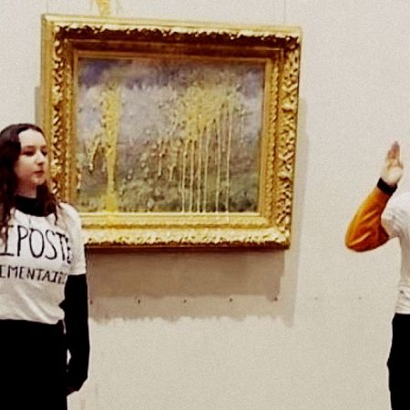 'Αλλον έναν πίνακα κατέστρεψαν «ακτιβίστριες» και τον σκοπό τους δεν τον πέτυχαν ούτε για πλάκα