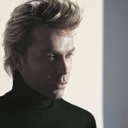 Πιες μια γουλιά νερό πριν μάθεις πόσα θες για 1 χτένισμα από τον Τρύφωνα Σαμαρά