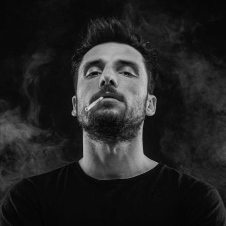 Ο αυθεντικός κι ωραίος τύπος που λέγεται Σπύρος Χατζηαγγελάκης