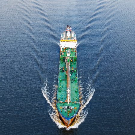 Πώς είναι να είσαι γυναίκα και να δουλεύεις στη Ναυτιλία;