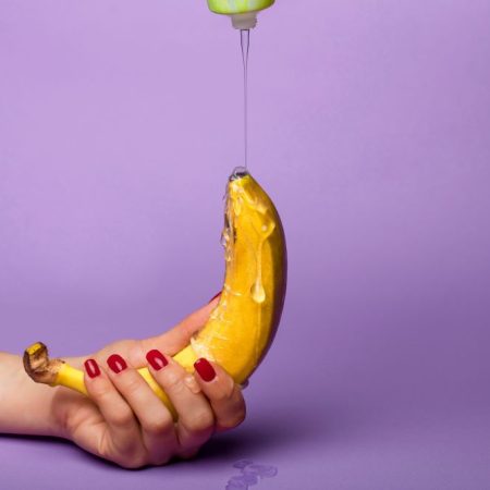 6 εναλλακτικές χρήσεις του λιπαντικ0ύ που θα αναβαθμίσουν την ερwτική σας ζωή