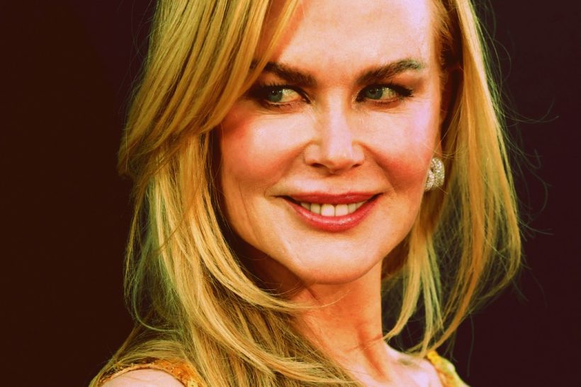 Γιατί η Nicole Kidman ξέσπασε σε γέλια όταν είδε τον πατέρα της στο φέρετρο