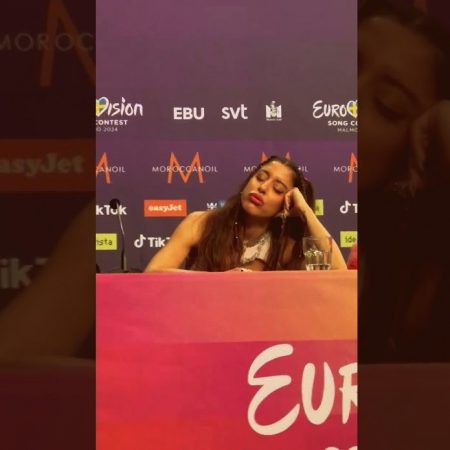 Όταν η κουινάρα Σάττι «χασμουρήθηκε» στη συνέντευξη τύπου του Ισραήλ