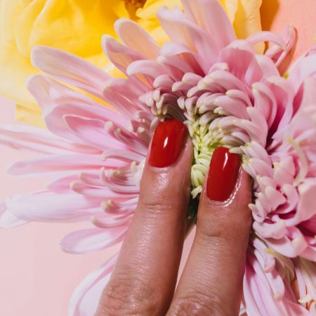 Οι 5 καλύτερες παραλλαγές της στάσης του λωτού για μέγιστη οικειότητα