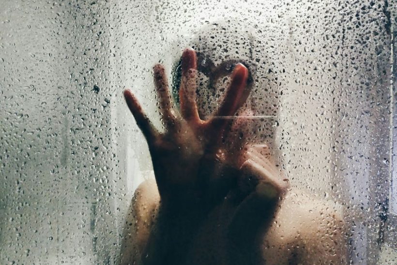 8 tips για να το κάνετε στο ντους και να πάει ανάρπαστα καλά