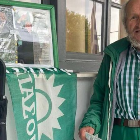 Οι πιο cult εμφανίσεις -έως τώρα- των εκλογών, με αέρα παλιού, καλού, ορθόδοξου ΠΑΣΟΚ